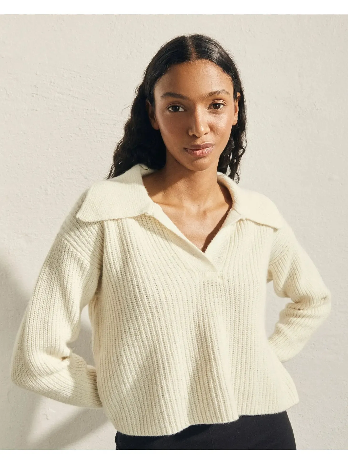 ALOHAS Airliner Cream Tricot Sweater