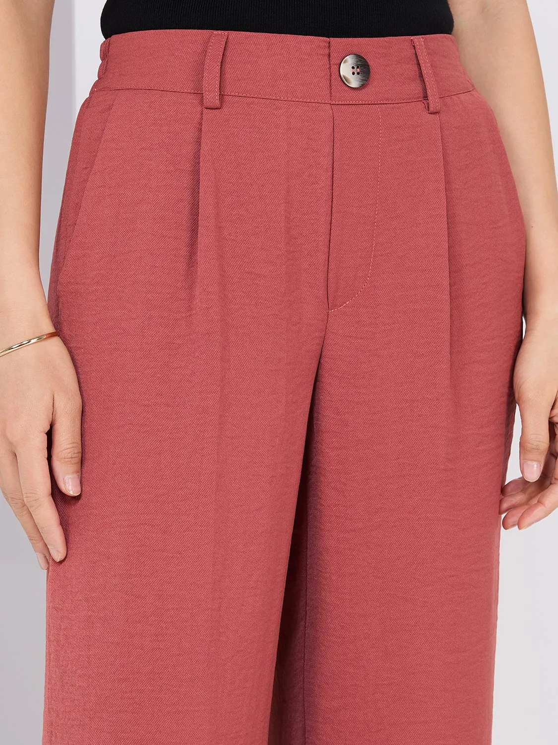 Classic Rise Wide-Leg Pants