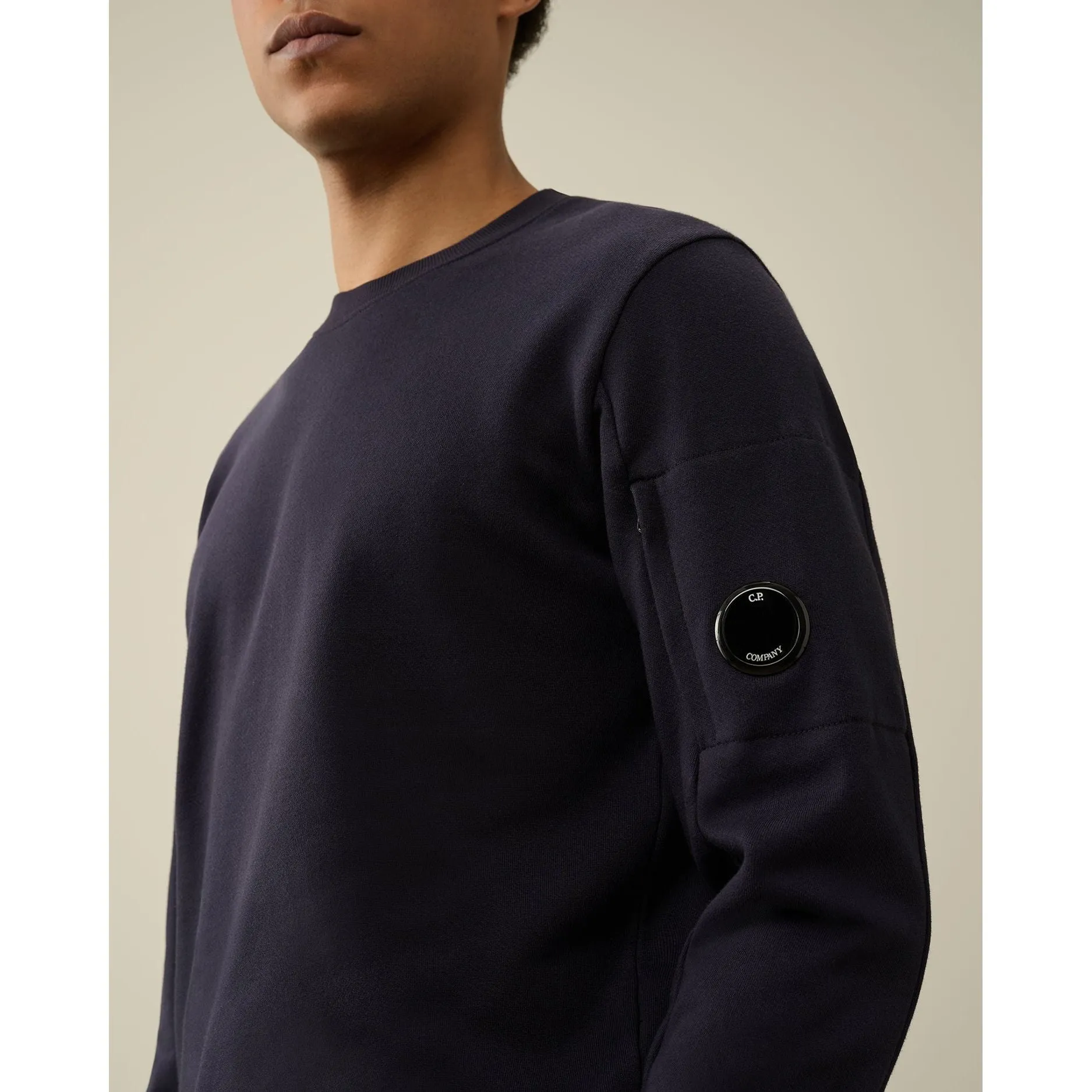 FLEECE SWEATSHIRT