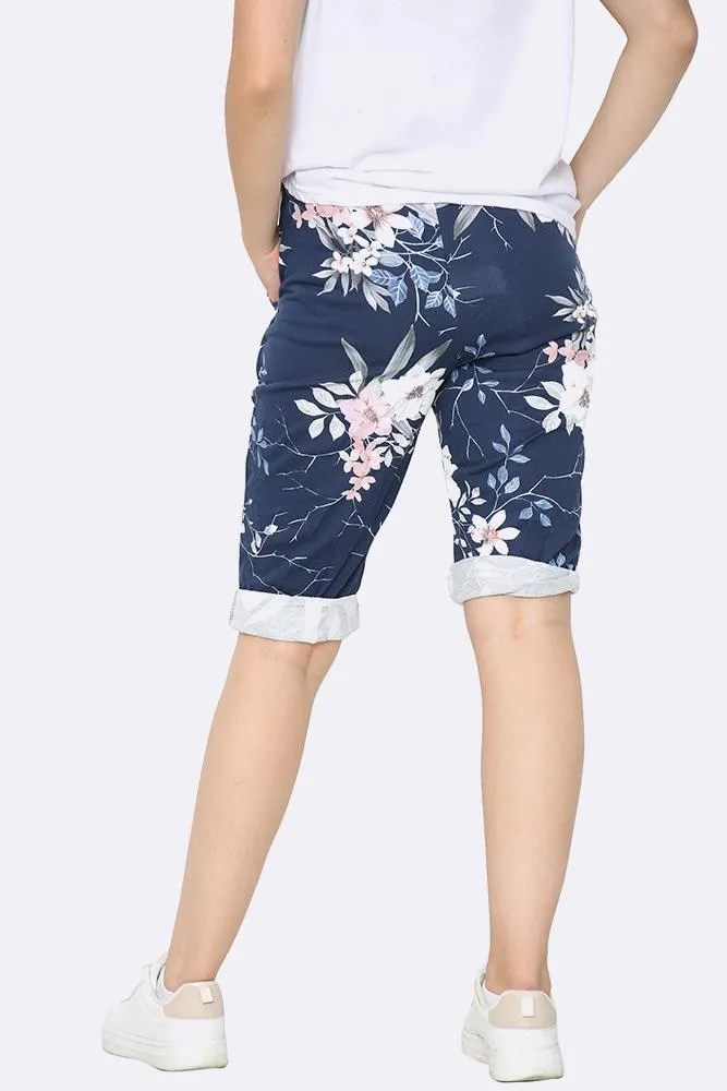 Italian Placement Lilly Print Cropped Pants