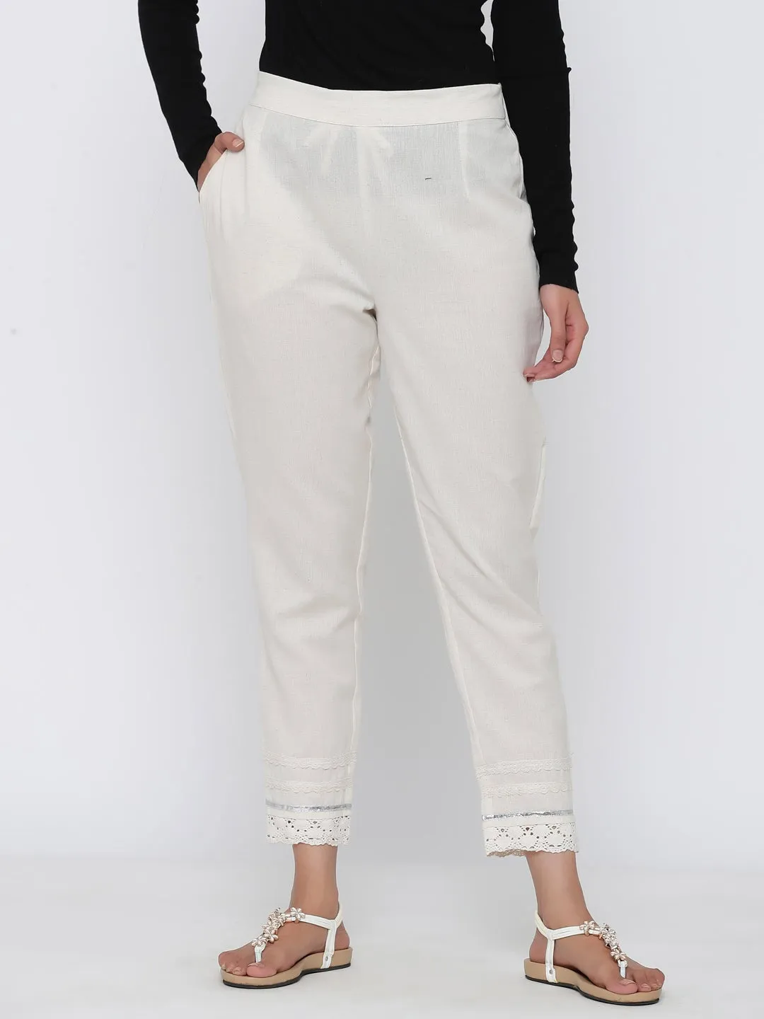 Juniper Off-White Solid Cotton Flex Slim Fit Women Pants With One Pocket