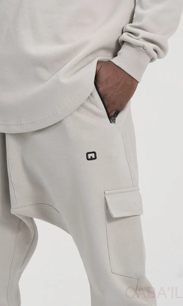 Enhanced QL Sniper Set: Cargo Joggers & Longline Top in Light Grey - Stylish & Comfortable Activewear.